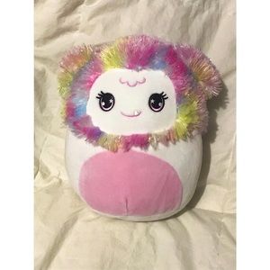 ❄️ 2/$20 Squishmallows 8” Mystery Squad 2 Yeti (Scented)